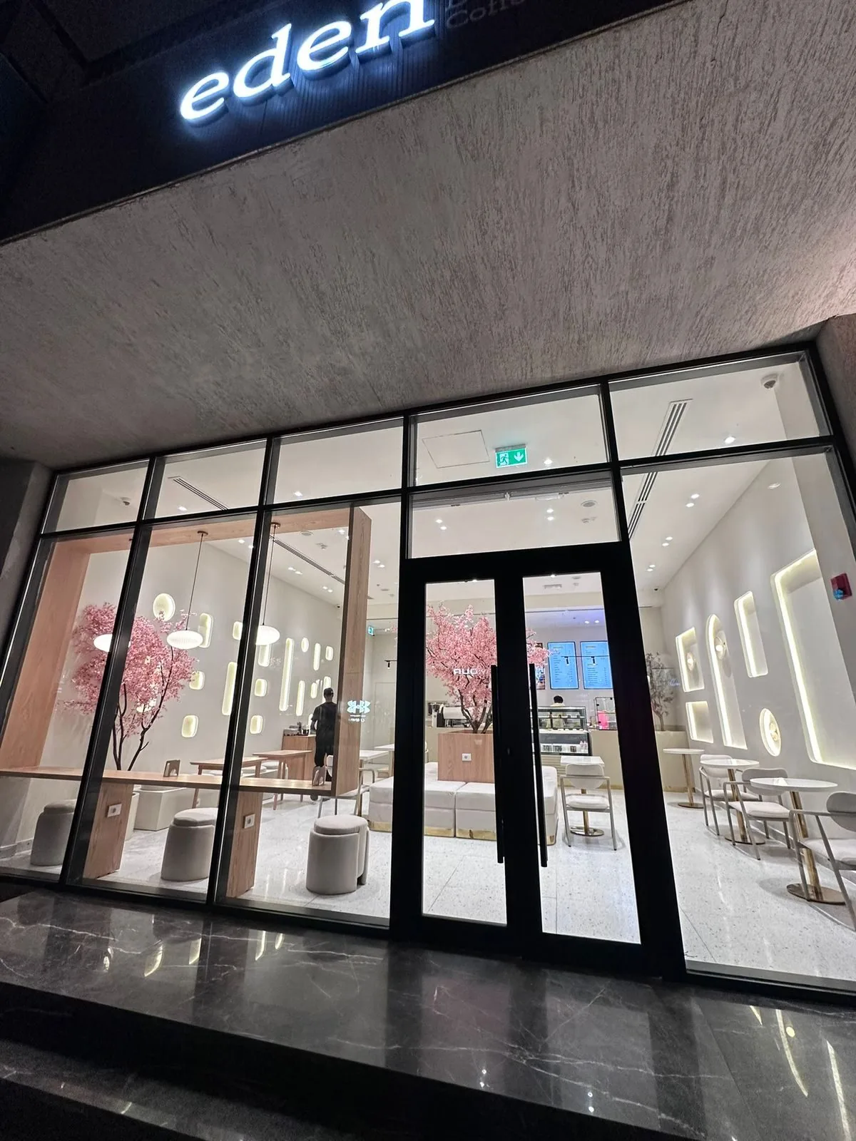 Eden Bakery — District 5 — image 8