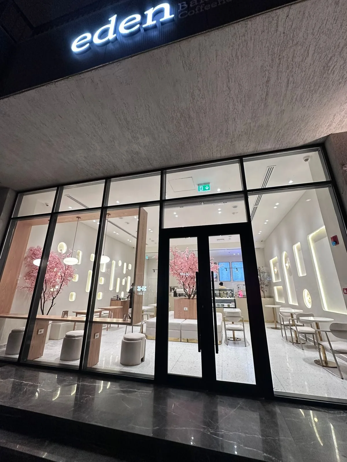 Eden Bakery — District 5 — image 6
