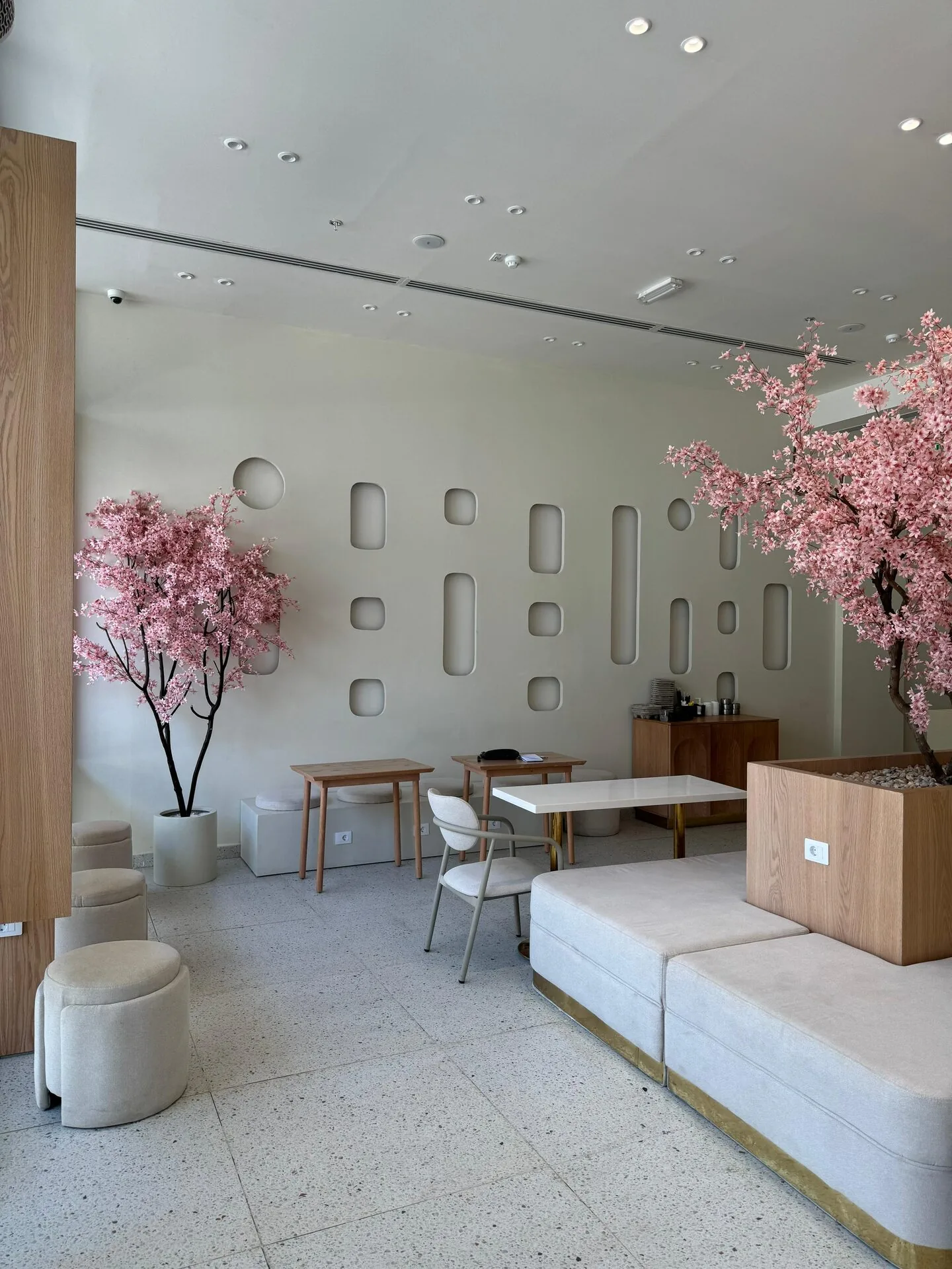 Eden Bakery — District 5 — image 3